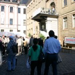 009 Im Schlosshof